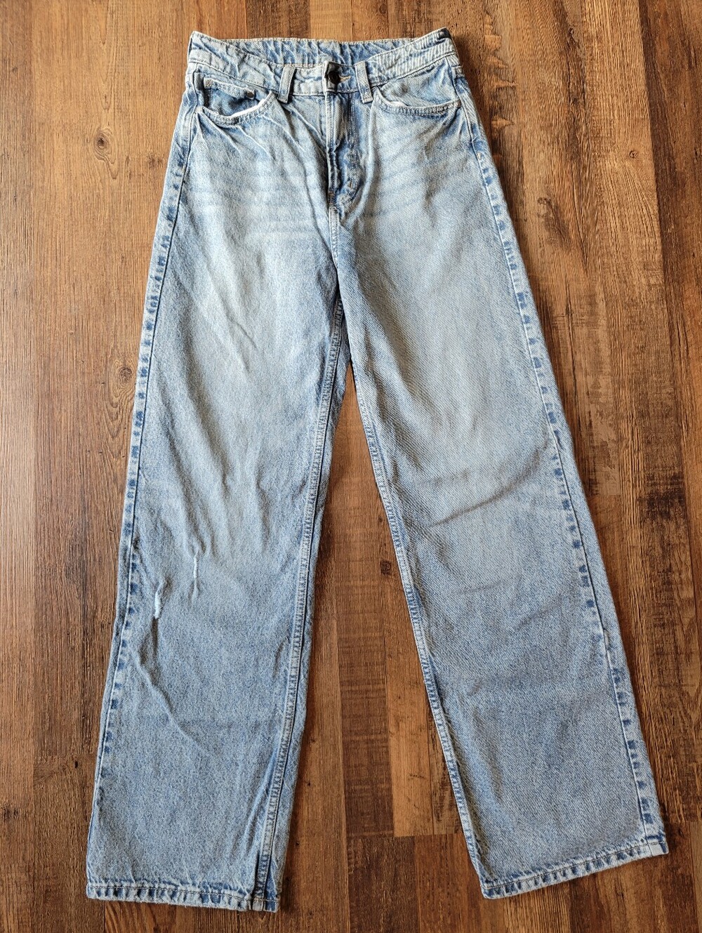 &Denim Ultra High Waist Wide Leg Light Wash Denim Jeans